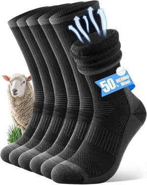 71XupKErv2L._AC_SX425_ (1) Merino Wool Hiking Crew Socks for Men & Women, Thermal Socks,Cushioned Anti-Blister, Breathable 3 Pairs